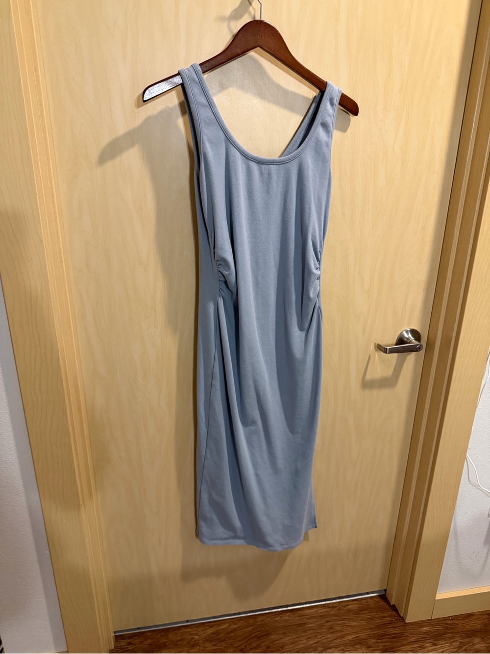 Sweater neckline identification